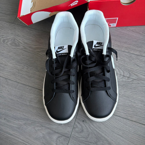 Nike court royale trainers